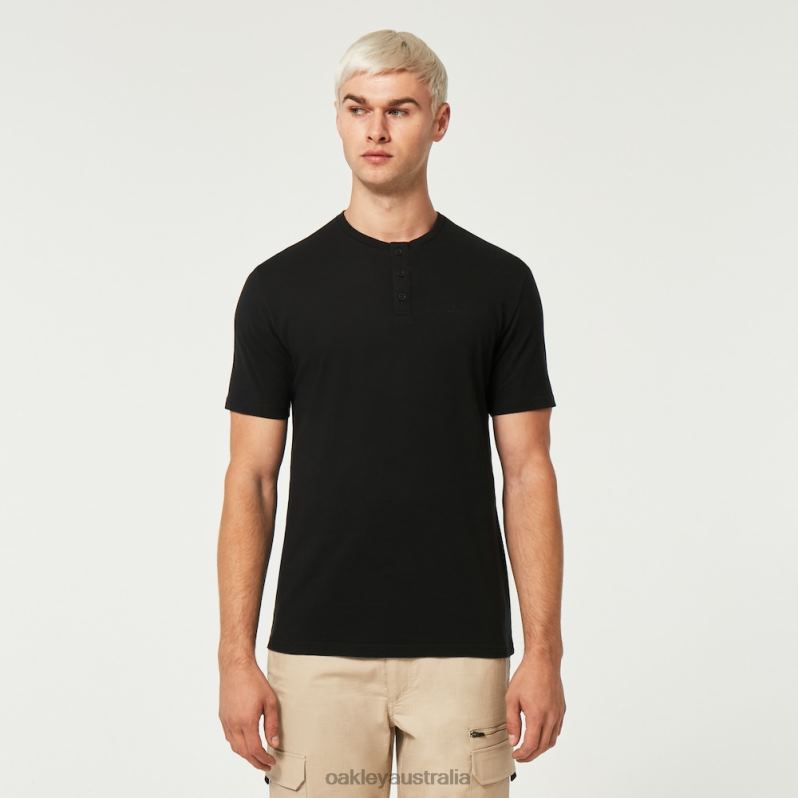 Relax Henley Tee Blackout Oakley2ZJX2204