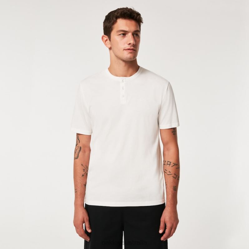 Relax Henley Tee White Oakley2ZJX2205