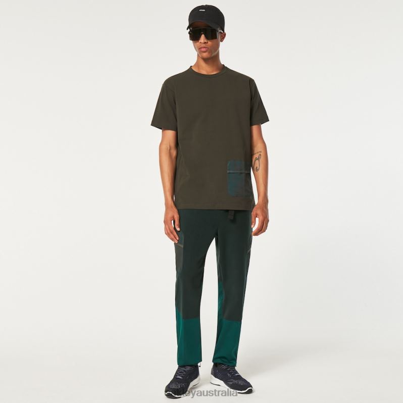 Wanderlust Pocket Tee New Dark Brush Oakley2ZJX2333