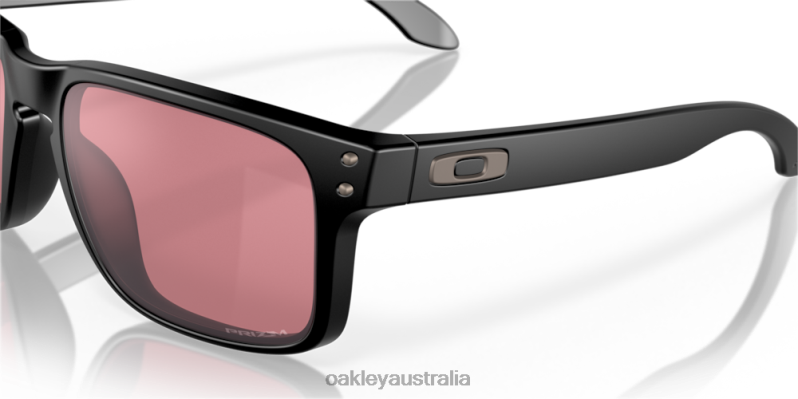 Holbrook Prizm Dark Golf Lenses, Matte Black Frame Oakley2ZJX67