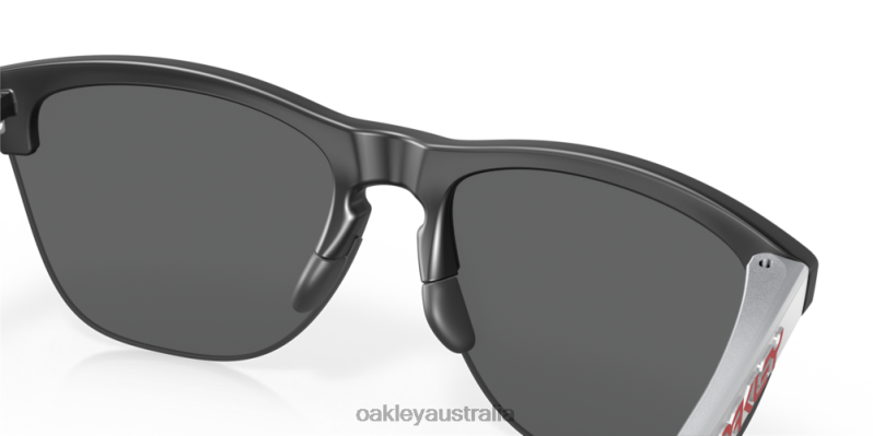 Frogskins Lite Prizm Black Lenses, Matte Black Frame Oakley2ZJX217