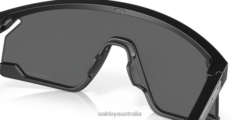 BXTR Prizm Black Lenses, Matte Black Frame Oakley2ZJX101