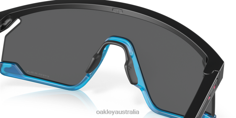 BXTR Prizm Black Lenses, Matte Black Frame Oakley2ZJX105