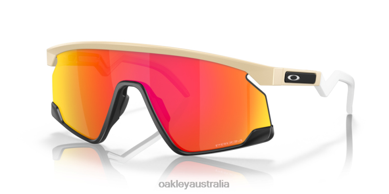 BXTR Prizm Ruby Lenses, Matte Desert Tan Frame Oakley2ZJX104