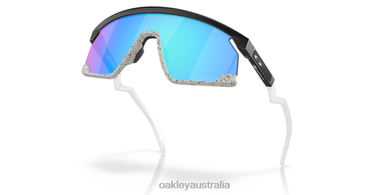 BXTR Prizm Sapphire Lenses, Matte Black Frame Oakley2ZJX103